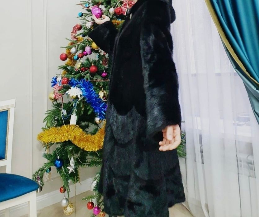 Норковая шуба с капюшоном
