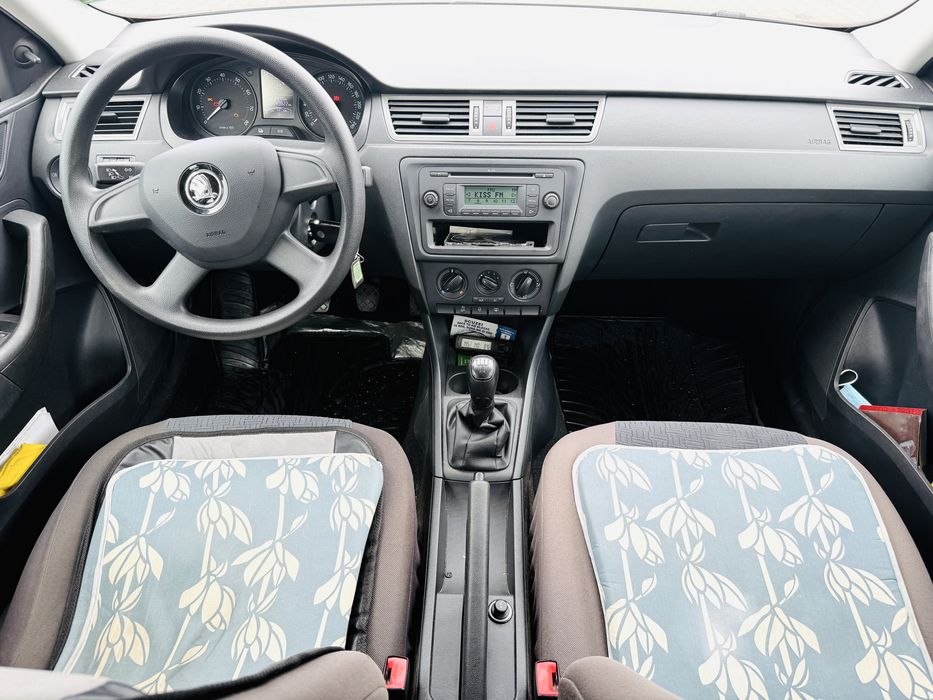 Vand skoda rapid motor 1.2 benzina anul fabricatie 2013