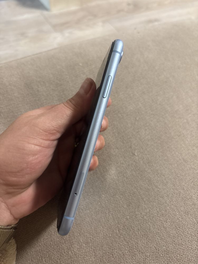 Iphone XR запазен