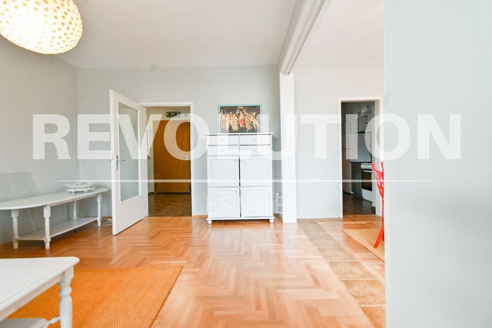 Дава се под наем Двустаен апартамент в София, Стрелбище - 84 кв.м за 640 € - Снимка #1