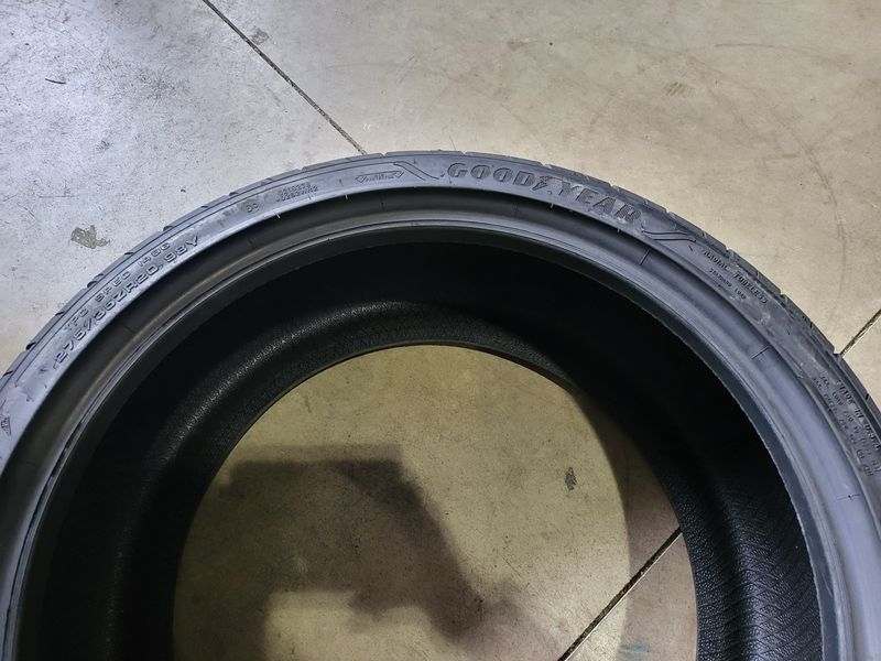 275/35/20 GOODYEAR 2бр RunFlat