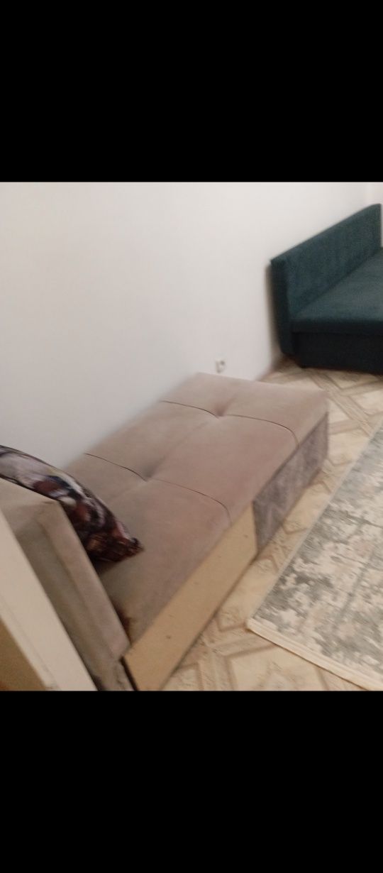Продам маленький диван