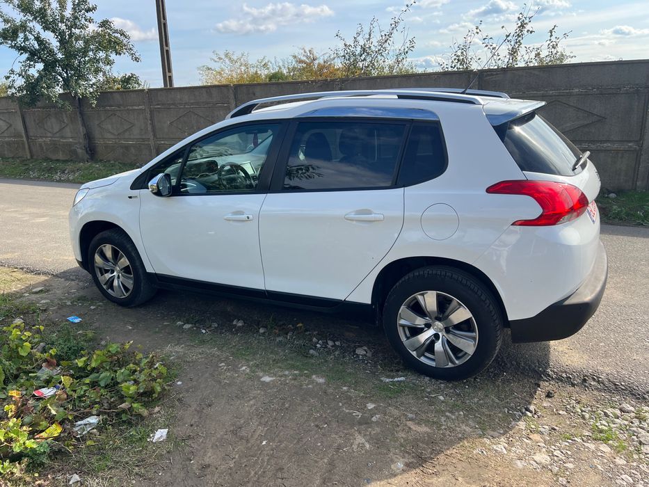 Peugeot 2016 1.2 benzină