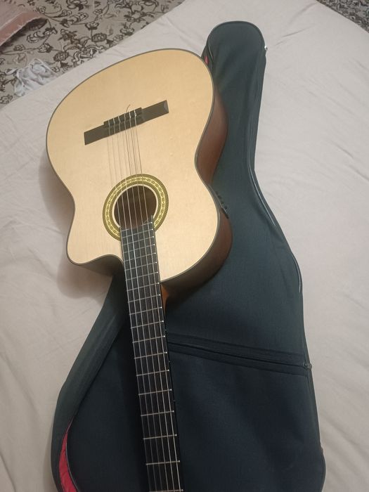 Классическая гитара