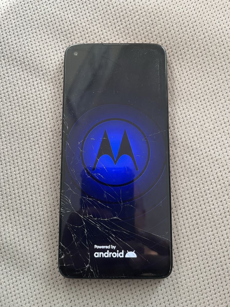Motorola g9 plus счупен дисплей