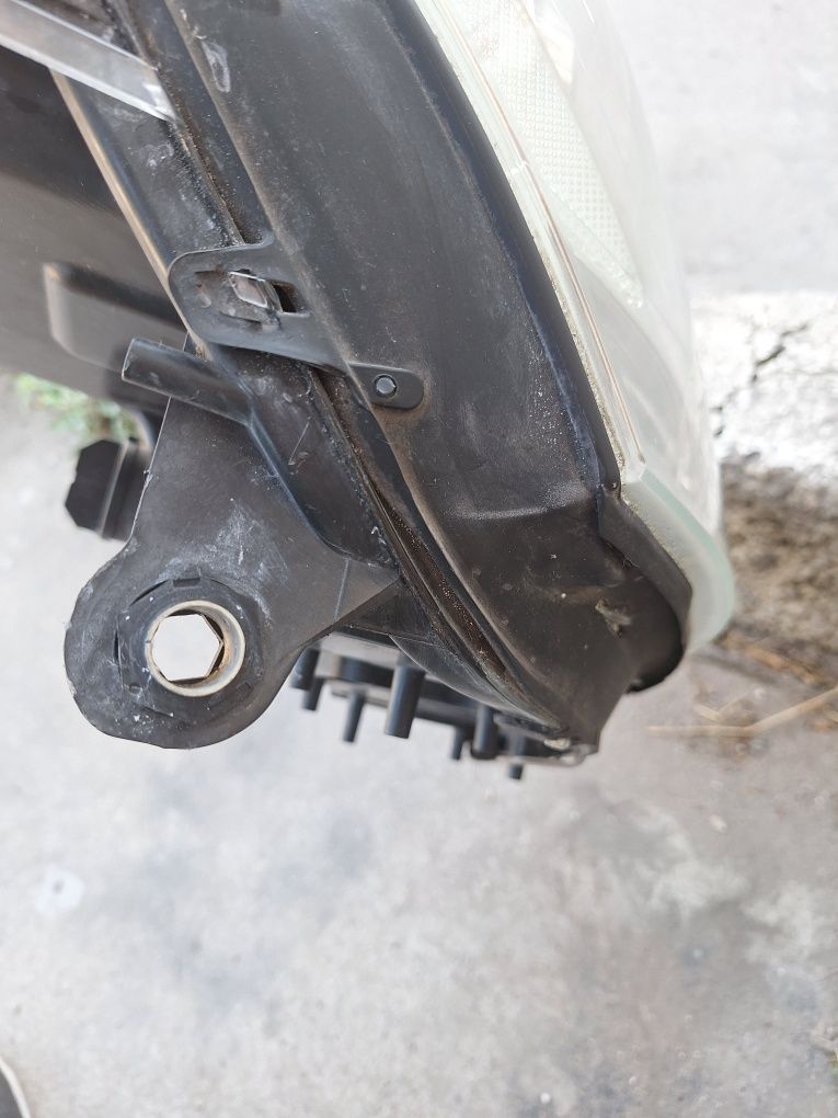 Десен фар за Mercedes Мерцедес Ml W164