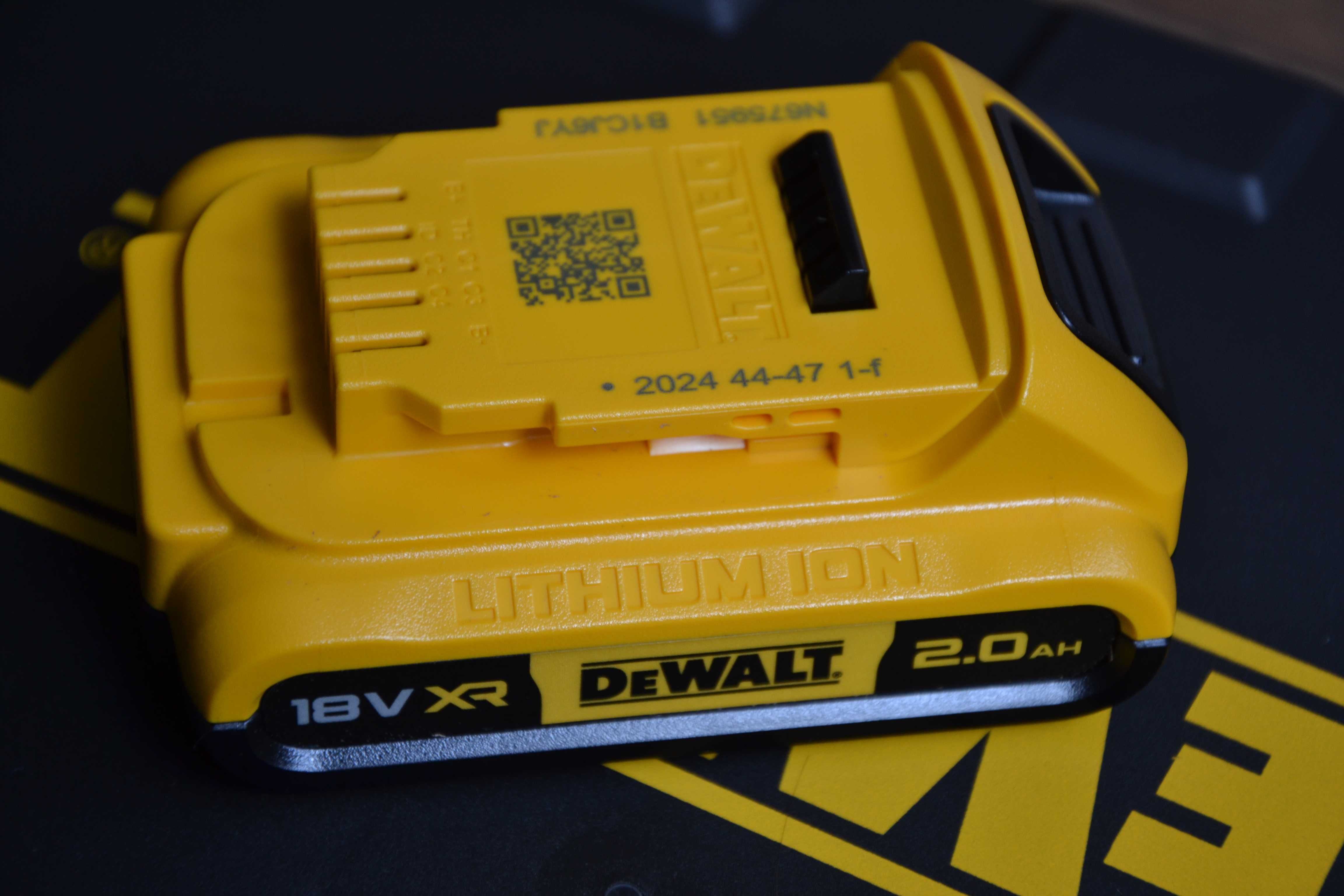 Нова, оригинална батерия DeWalt 18V, 2Ah