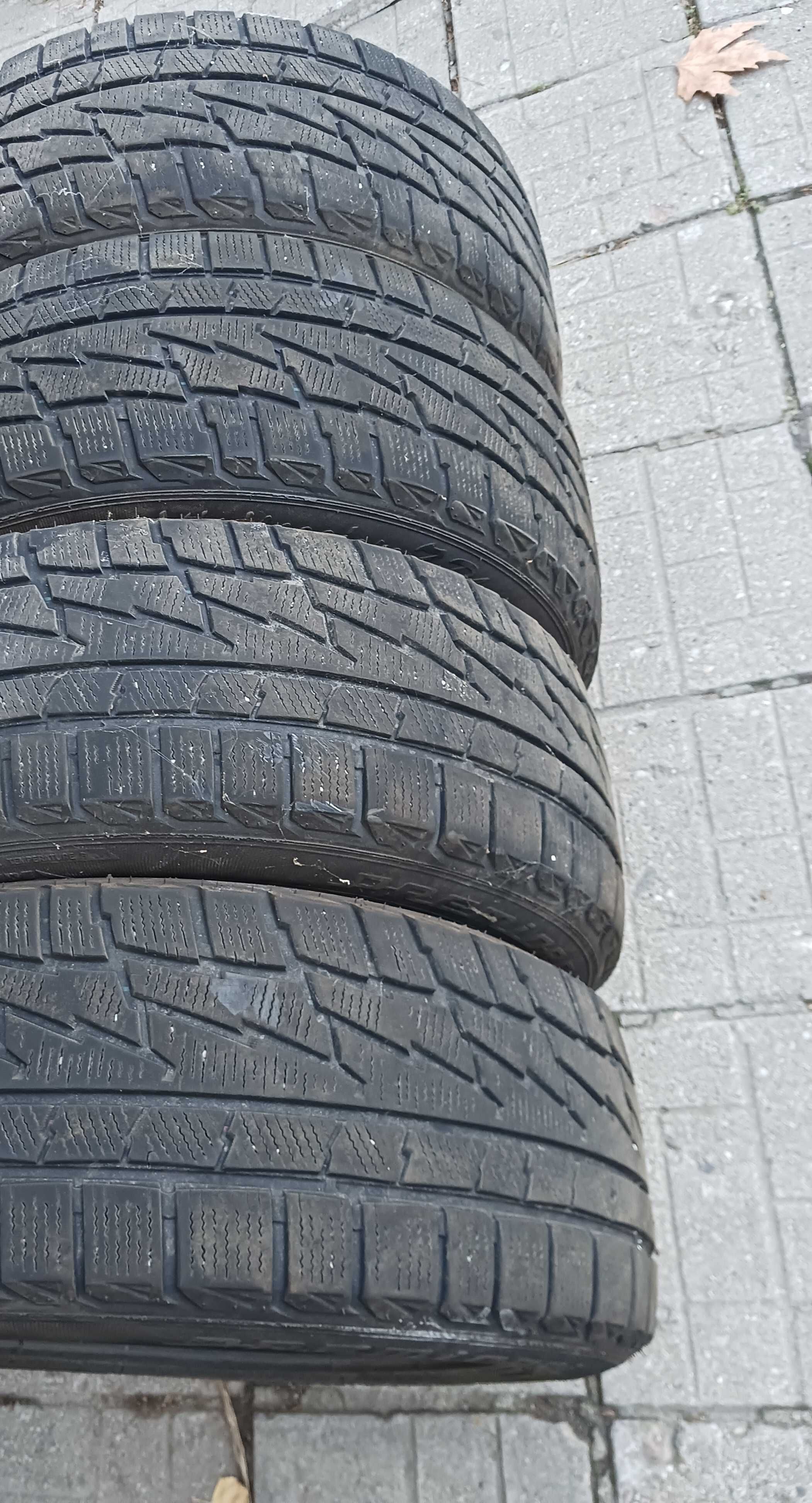 Зимни гуми 225/55 R16