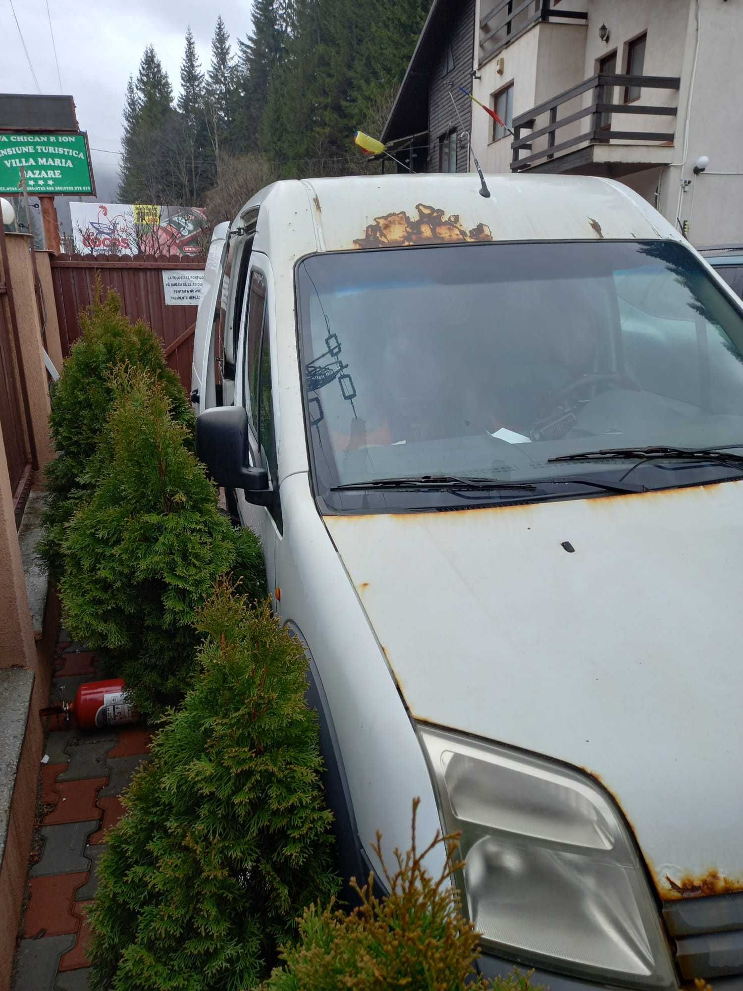 Vand auto pentru rabla