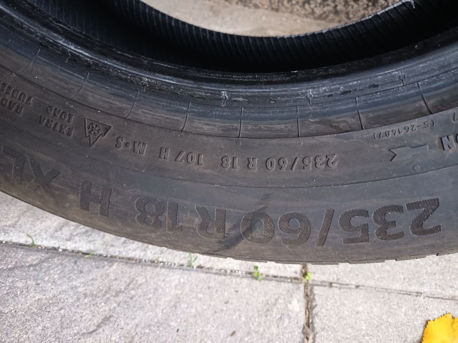 Зимни гуми за джип 235 60 18