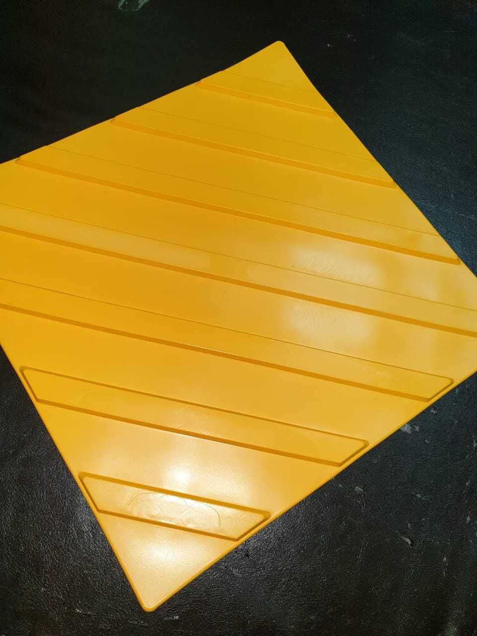 Тактильная лента тактильная дорожка Желтые Вставки Тактильные Полоски