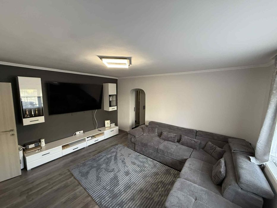 Vand apartament 2 camere
