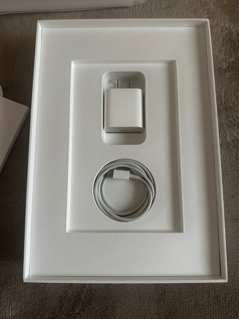 Vând Ipad generația 9