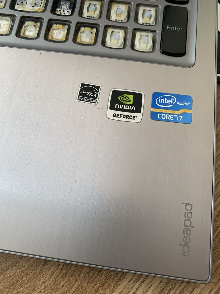 Laptop Lenovo Slim intel core i7,Display 15,6 spart cititi anuntul