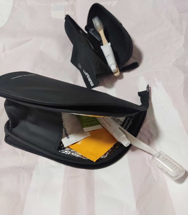 Кутия за очила и хладилен несесер PORSCHE DESIGN Lufthansa,