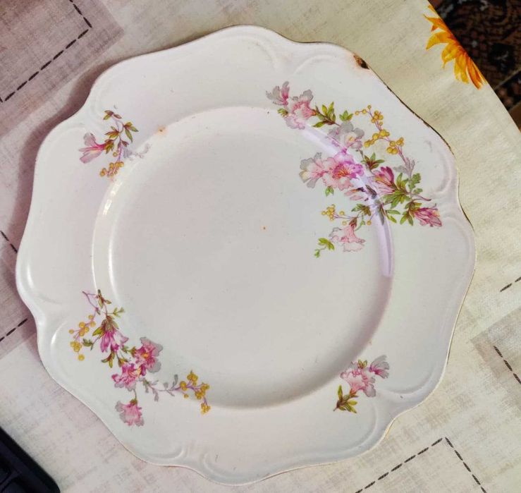 Продам Тарелки Царские 3 шт. Кузнецов М.С. Оригинал.