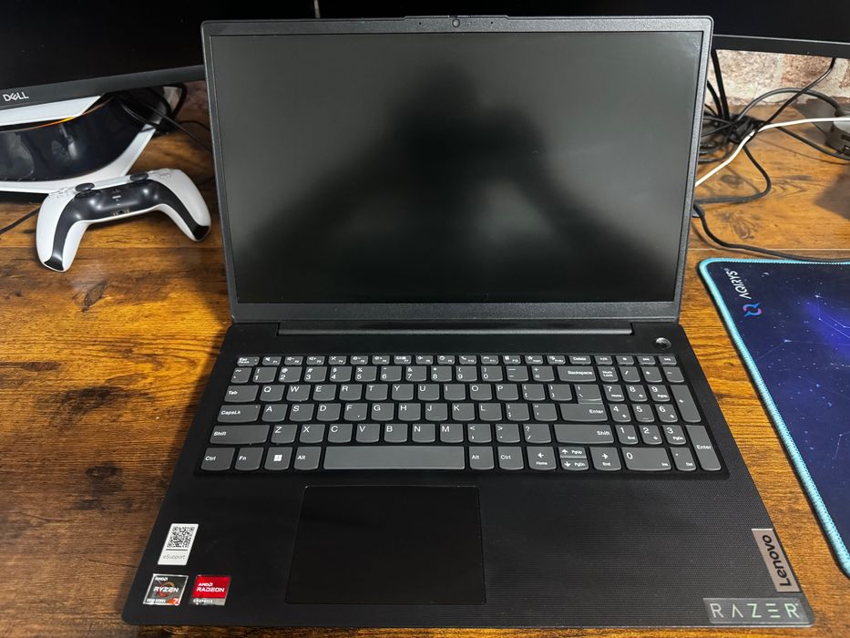 Vand Laptop Lenovo AMD Ryzen 7 5825U