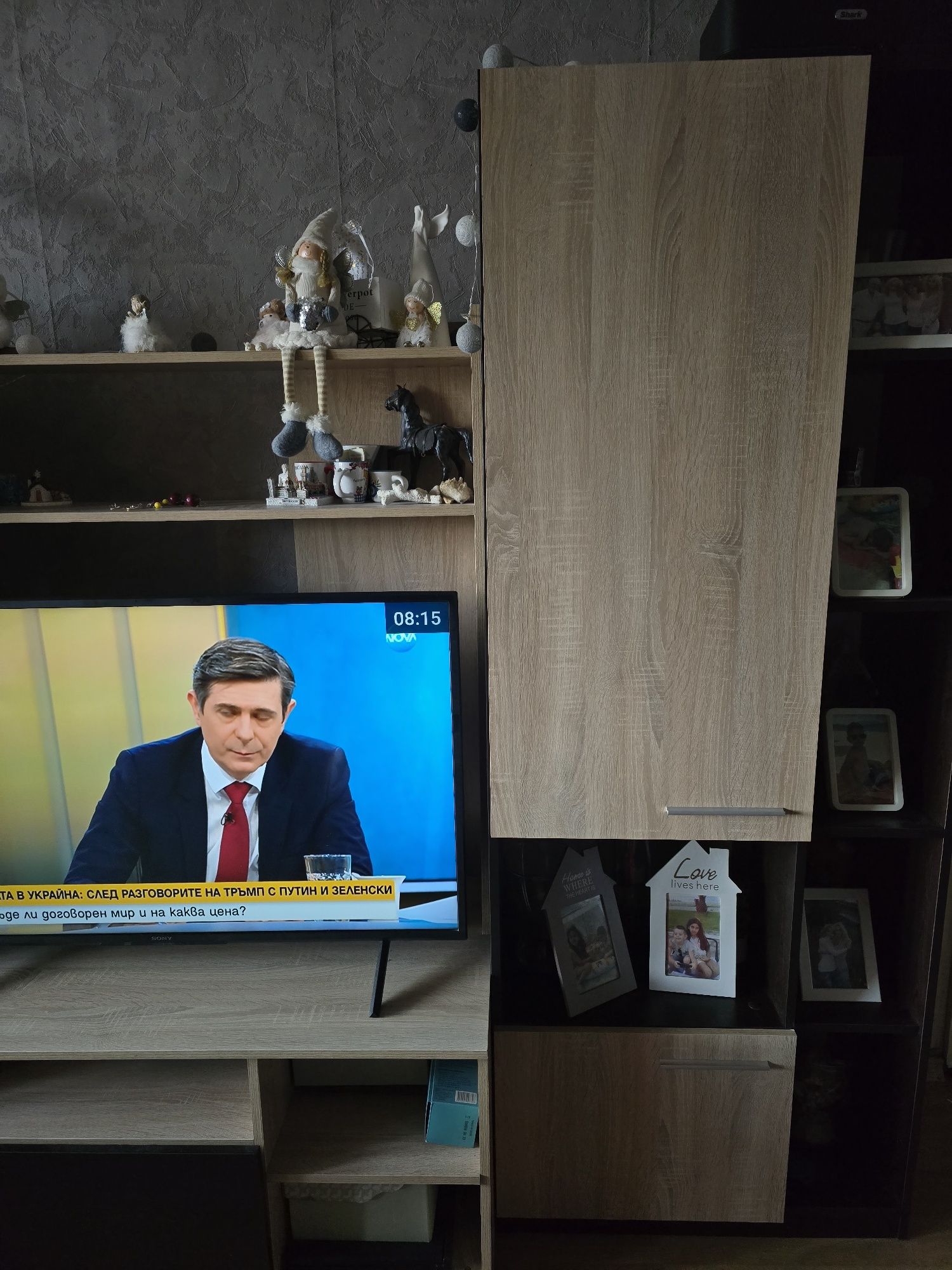 Намалена Двумодулна секция и бюро с надстройка
