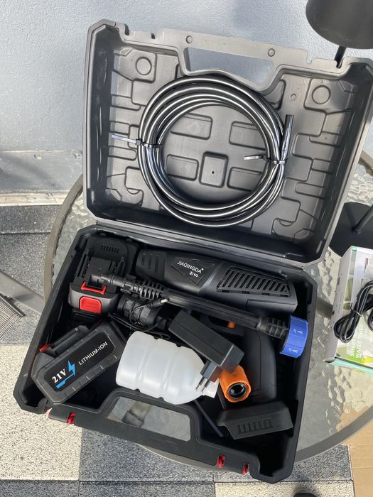 Aparat de spalat cu presiune fara fir, 400W, 30 bar