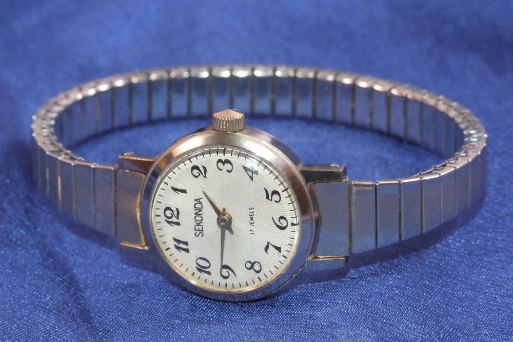 Ceas de mâna SEKONDA mecanic, 17 rubine, inox (inclusiv bratara), NOU