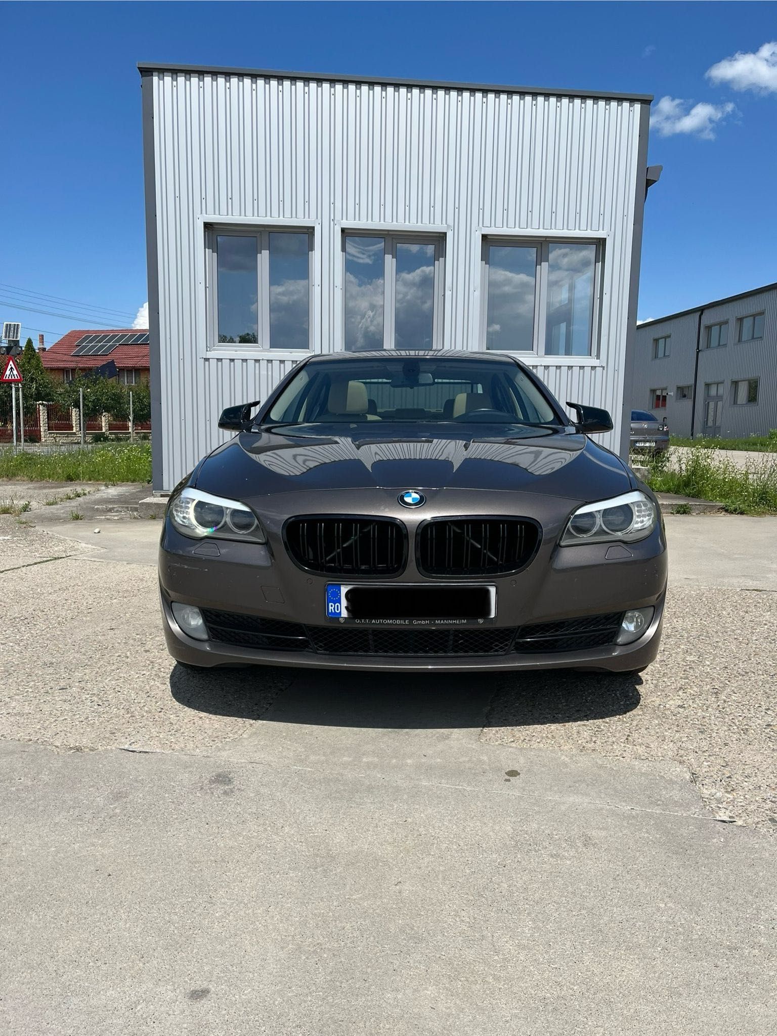 Vand BMW Seria 5 / F10 / 520d / 184cp / 2012