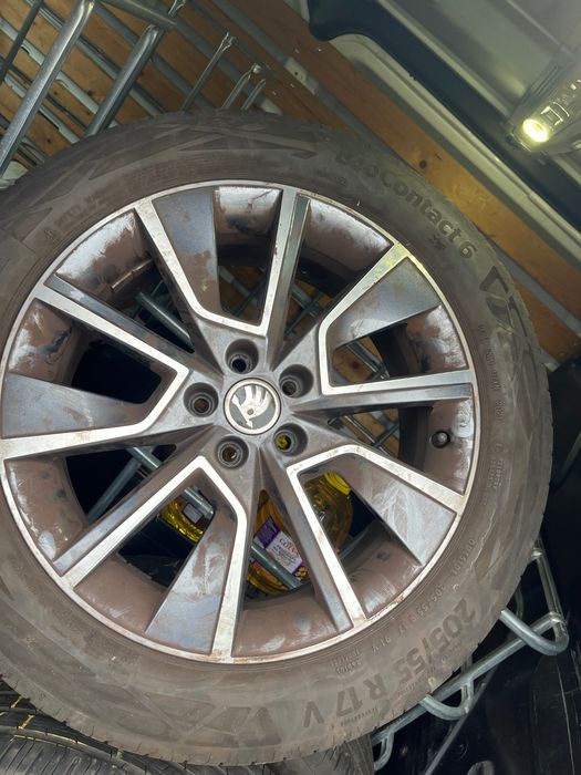 Jante și cauciucuri vară R17 Octavia 4