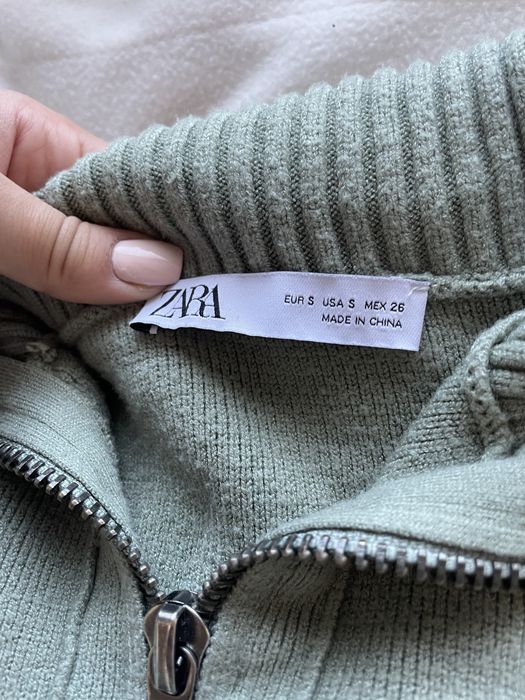 ZARA жилетка / S размер