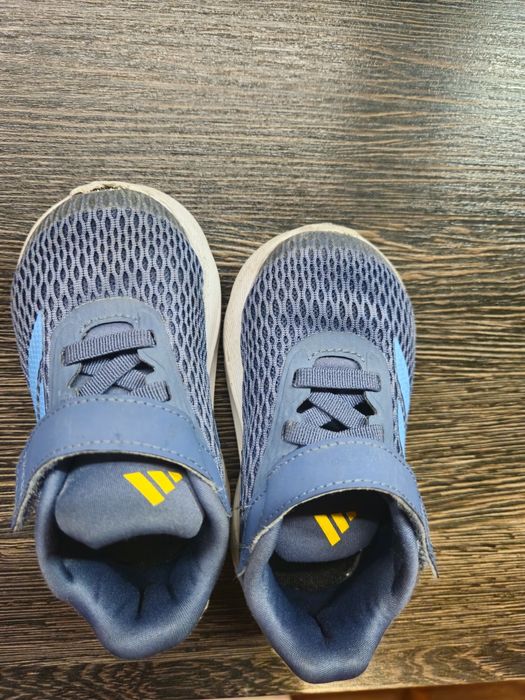 Детски маратонки ADIDAS номер 21