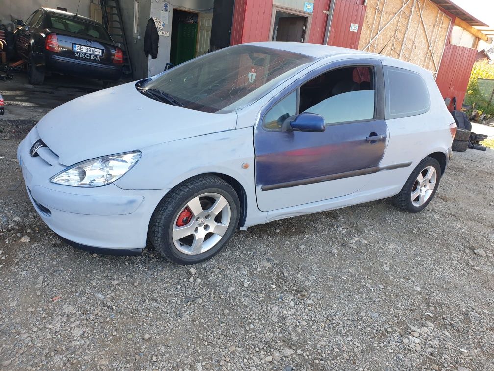 Dezmembrez Peugeot 207 cc 206 307 308 PARTNER