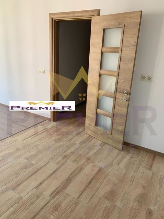 Продава се Двустаен апартамент в Варна, Виница - 74 кв.м за 1649 €/кв.м - Снимка #11