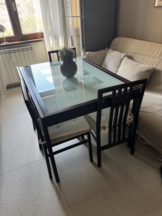 Masă de dining extensibila