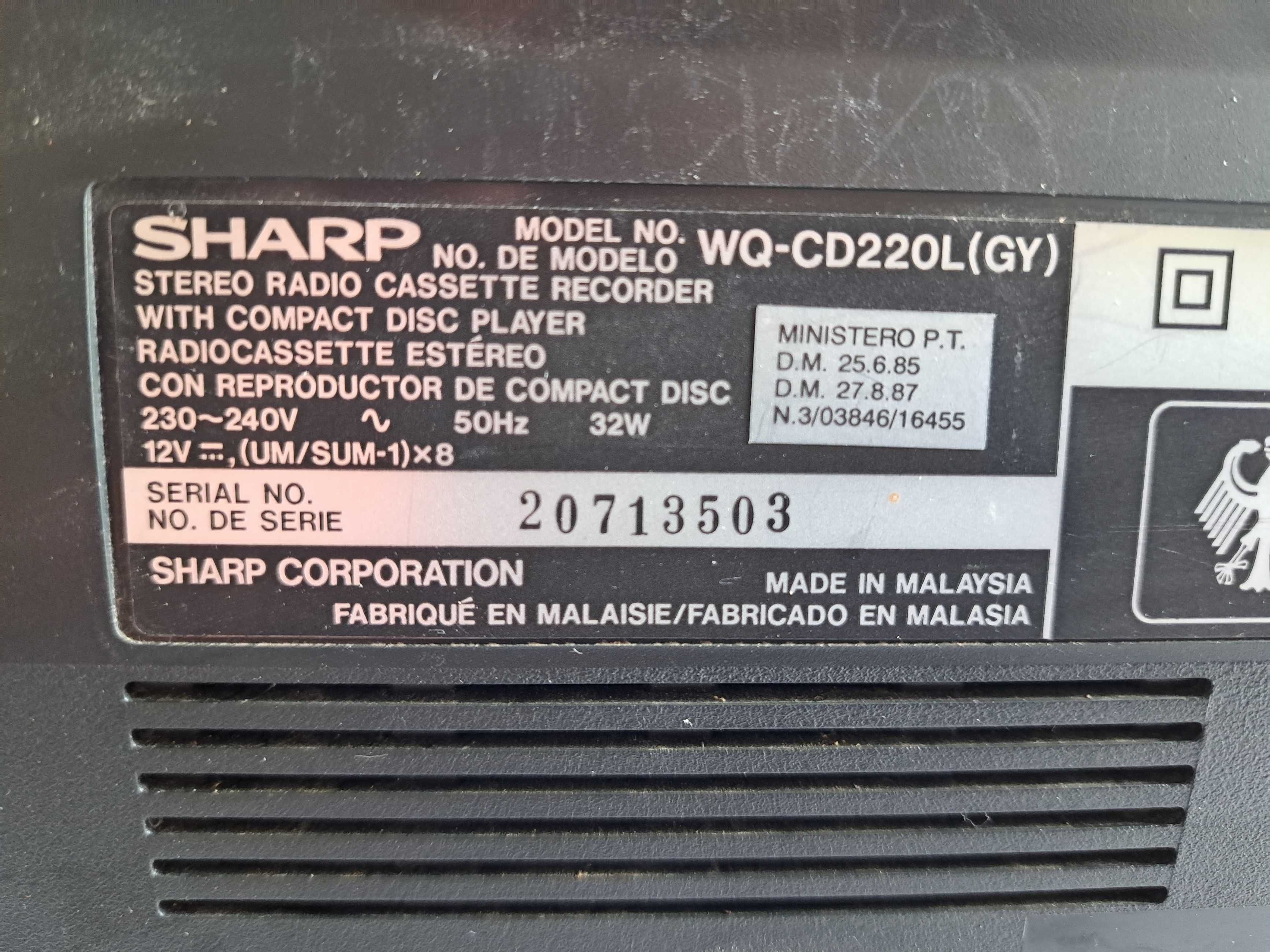 CD радиокасетофон Sharp WQ-CD 220.