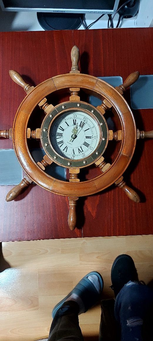 Стар часовник корабен рул