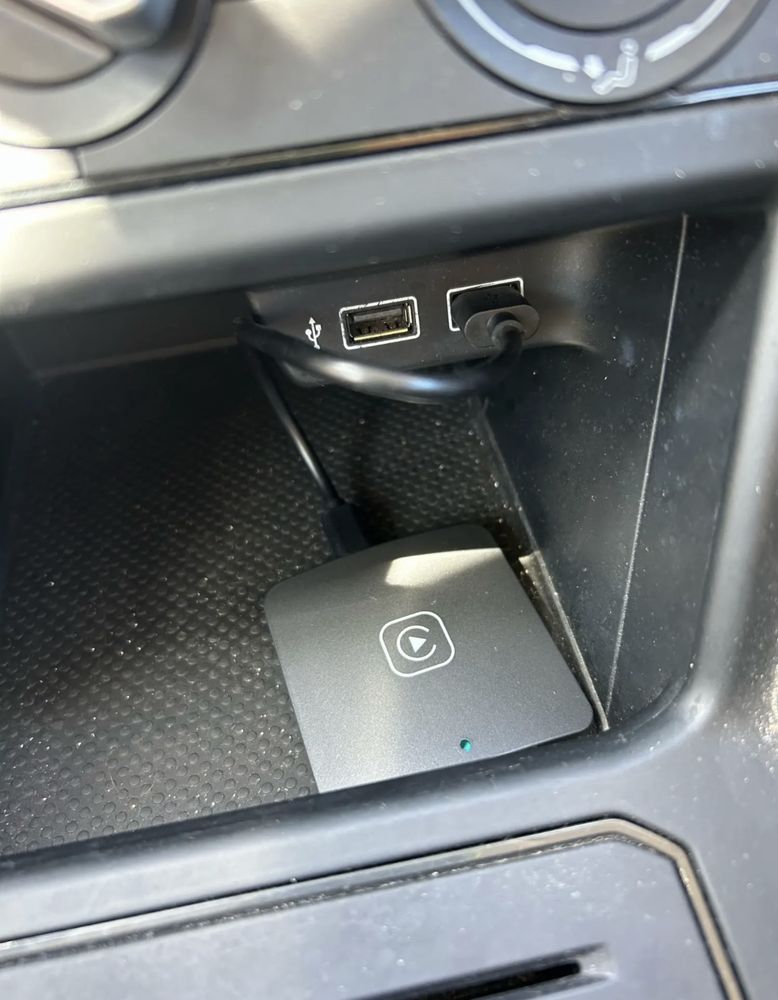 Adaptor Wireless CarPlay pentru iOS - USB, USB-C