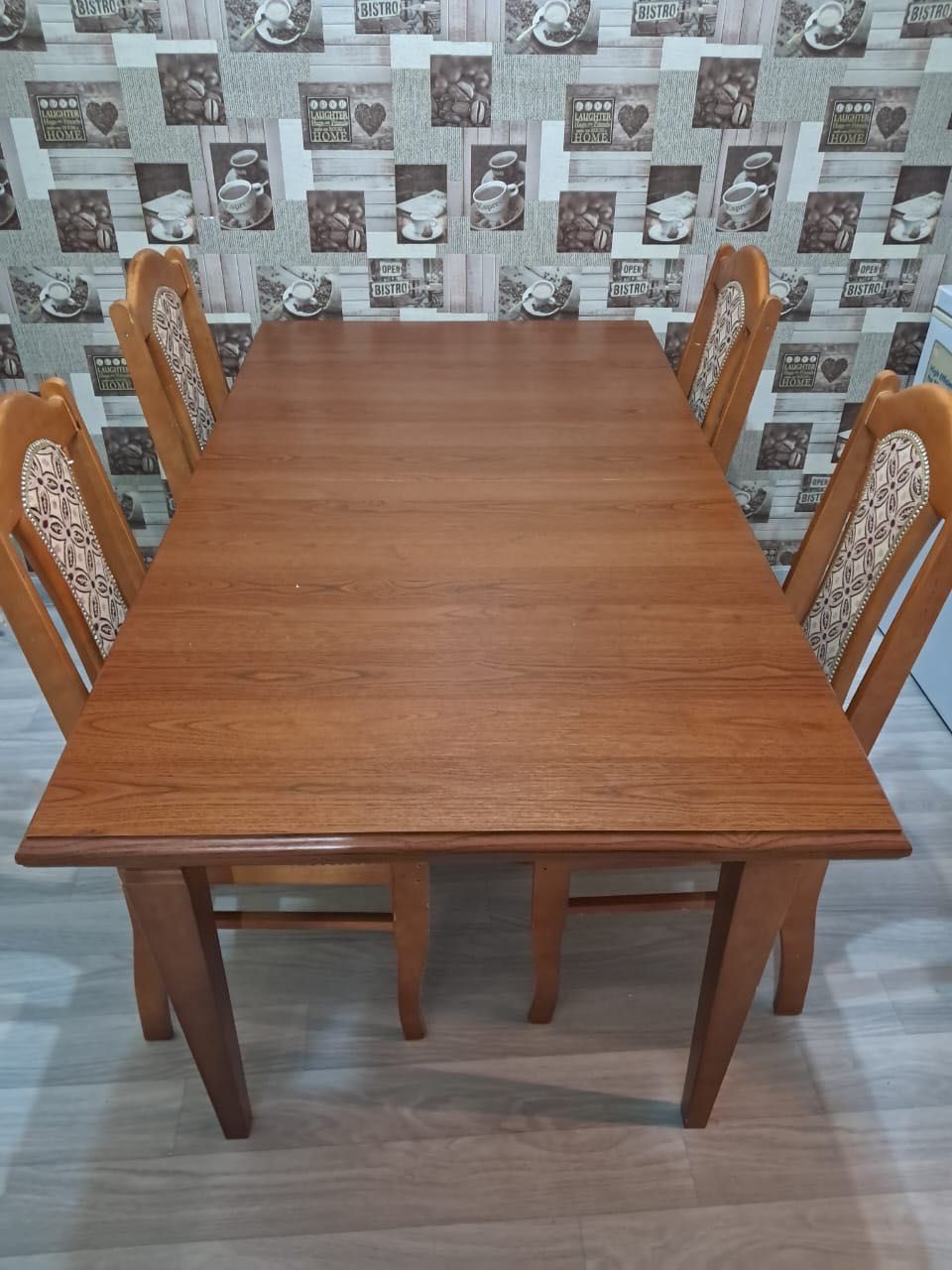 Стол деревянный продам