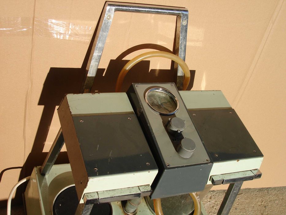 Вакум помпа за смучене на масло