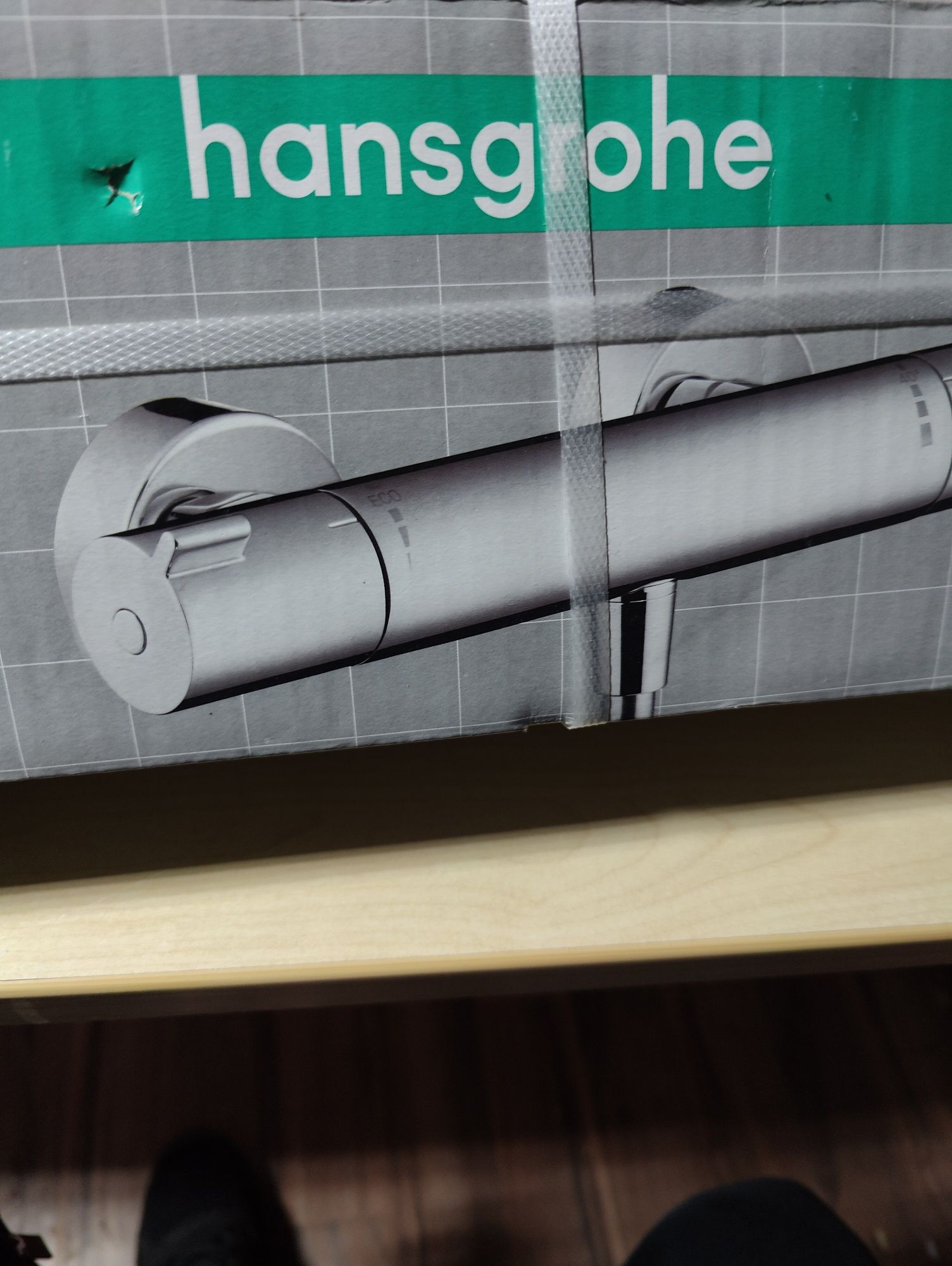 Vand baterie de dus si de cada Hansgrohe nu Grohe