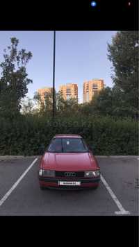 Продам автомобиль Audi 80