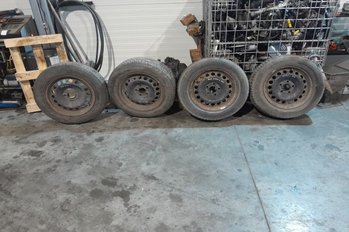 Jante tabla cu anvelope 15 - set 195/65 R16 Opel Astra H [2004 - 2007