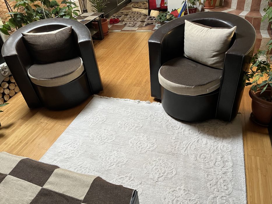 Vand canapea extensibila cu doua fotolii