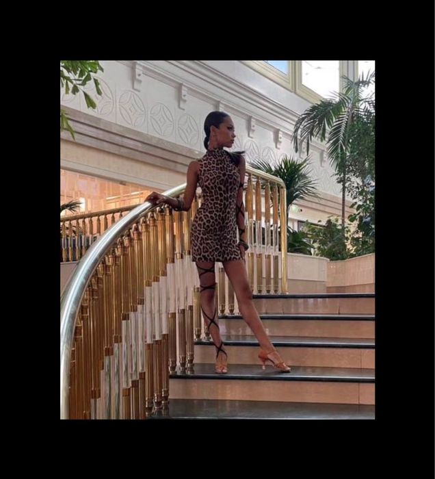 Бальное платье