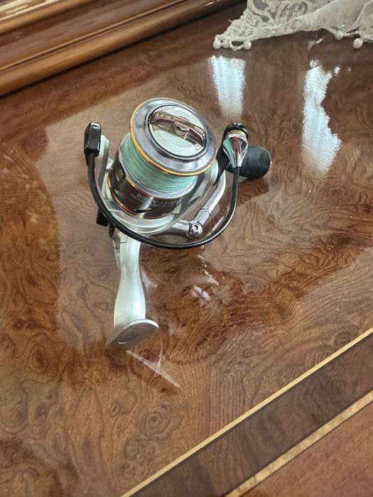 Продается катушка Блэк Сайд 2500 в идеальном состоянии