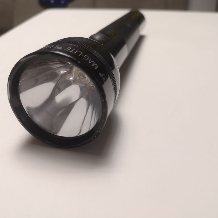 Lanterna Maglite LED