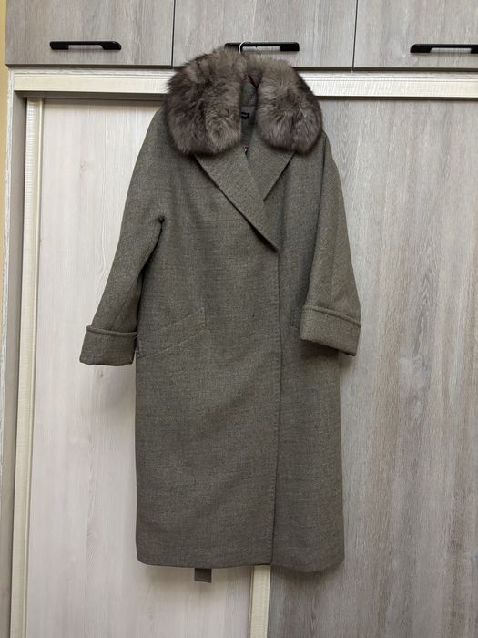Пальто на зиму кашемир с натуральным мехом