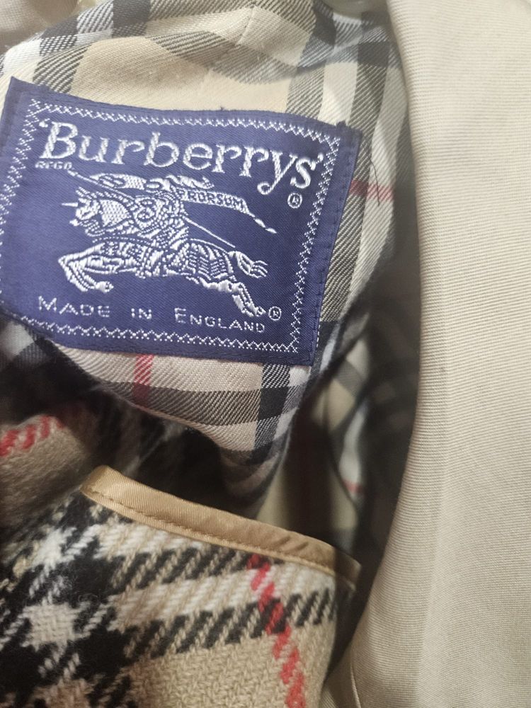 Trench Burberry , autentic(barbatesc)