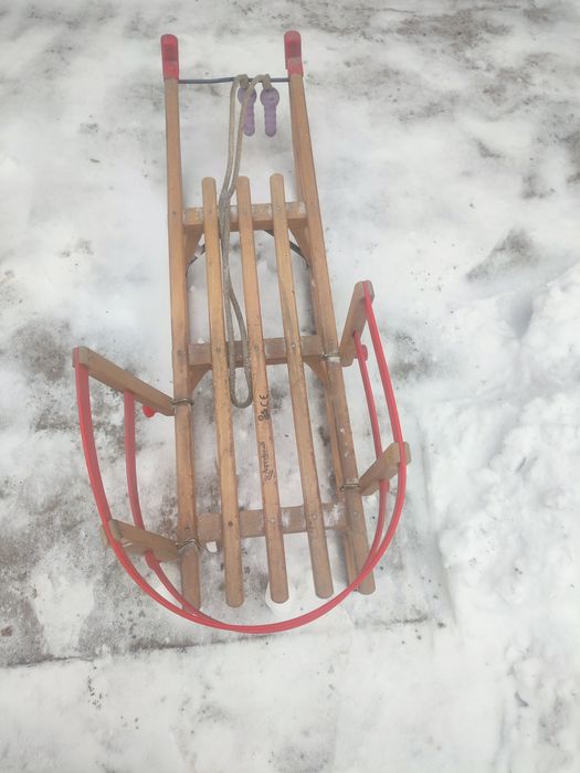 Продается санки состояние отличное