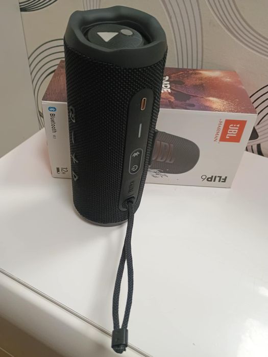 Продавам оригинална тонколонка