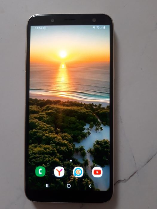 Самсунг J6 продам