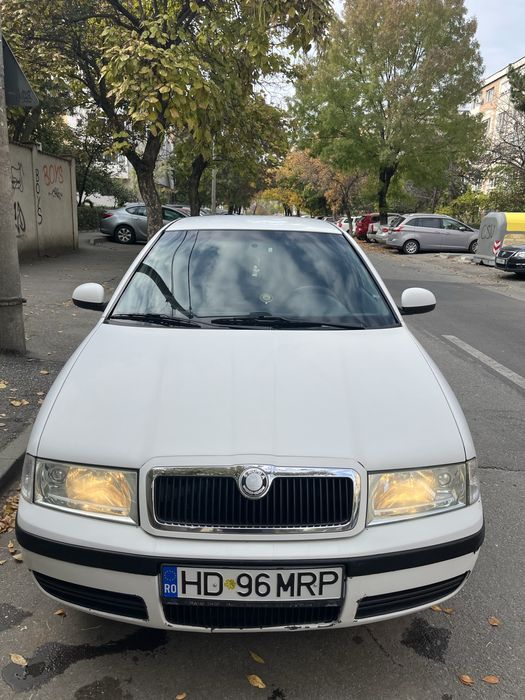 Skoda ocatvaia tour 1