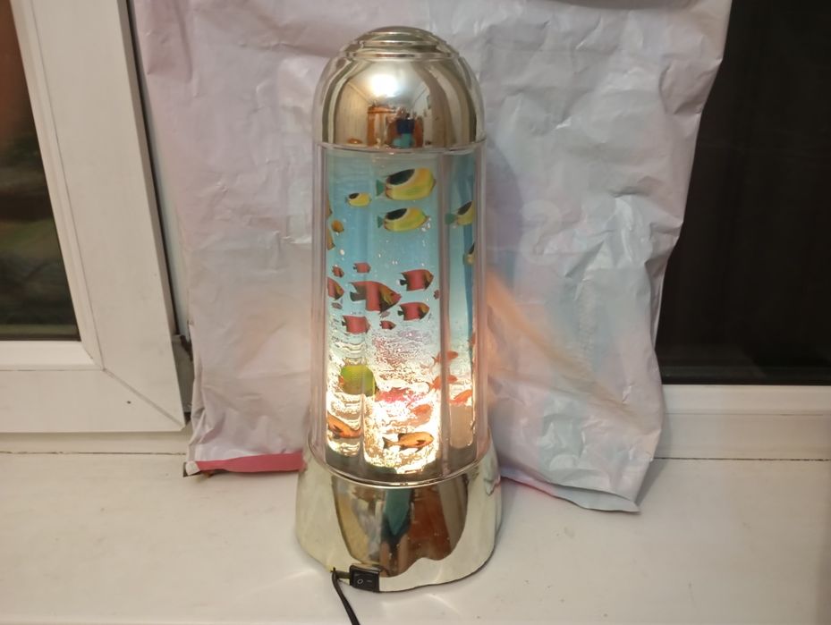 Продам настольную лампу-ночник светильник